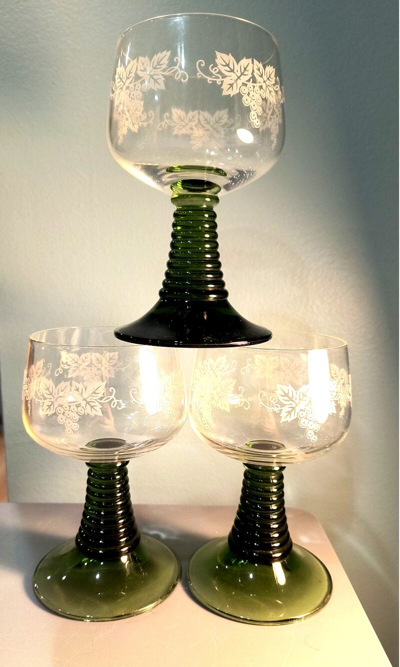 799. Roemer Rummer Wine Glasses Set of 3 Germany Vintage